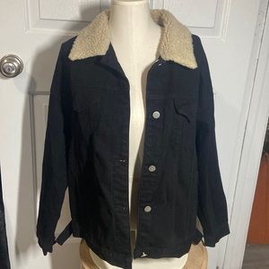 SHEIN Black Utility Jacket with Sherpa Neckline